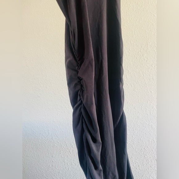 Everlane The Form Racerback Dress in Black - Picture 11 of 14